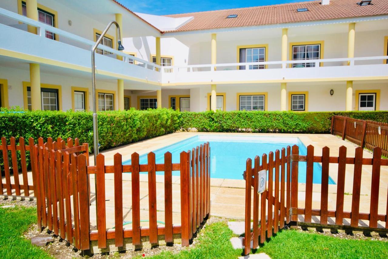 Casa Pedro - Baleal Beach, Balcony, Pool Luaran gambar