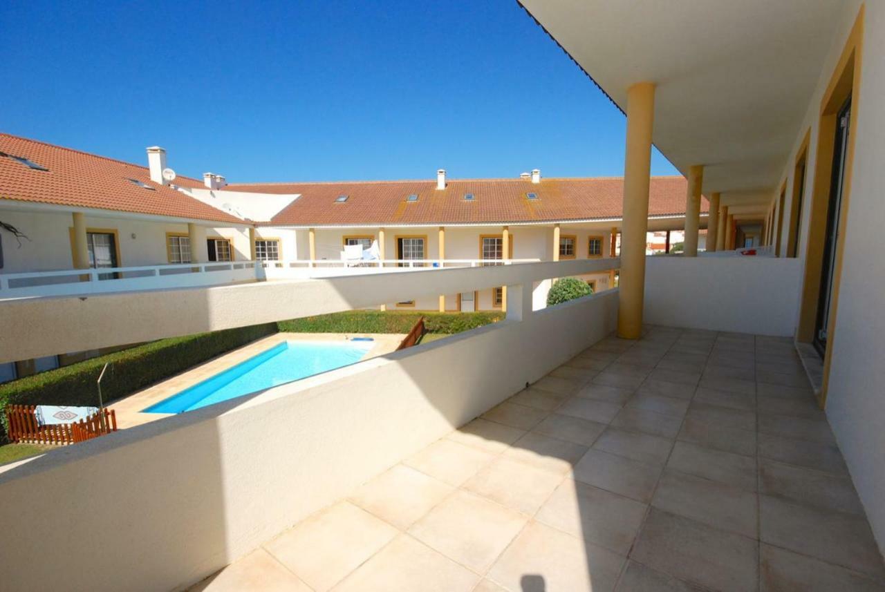 Casa Pedro - Baleal Beach, Balcony, Pool Luaran gambar