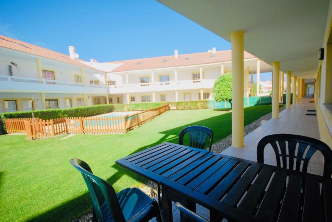 Casa Pedro - Baleal Beach, Balcony, Pool Luaran gambar
